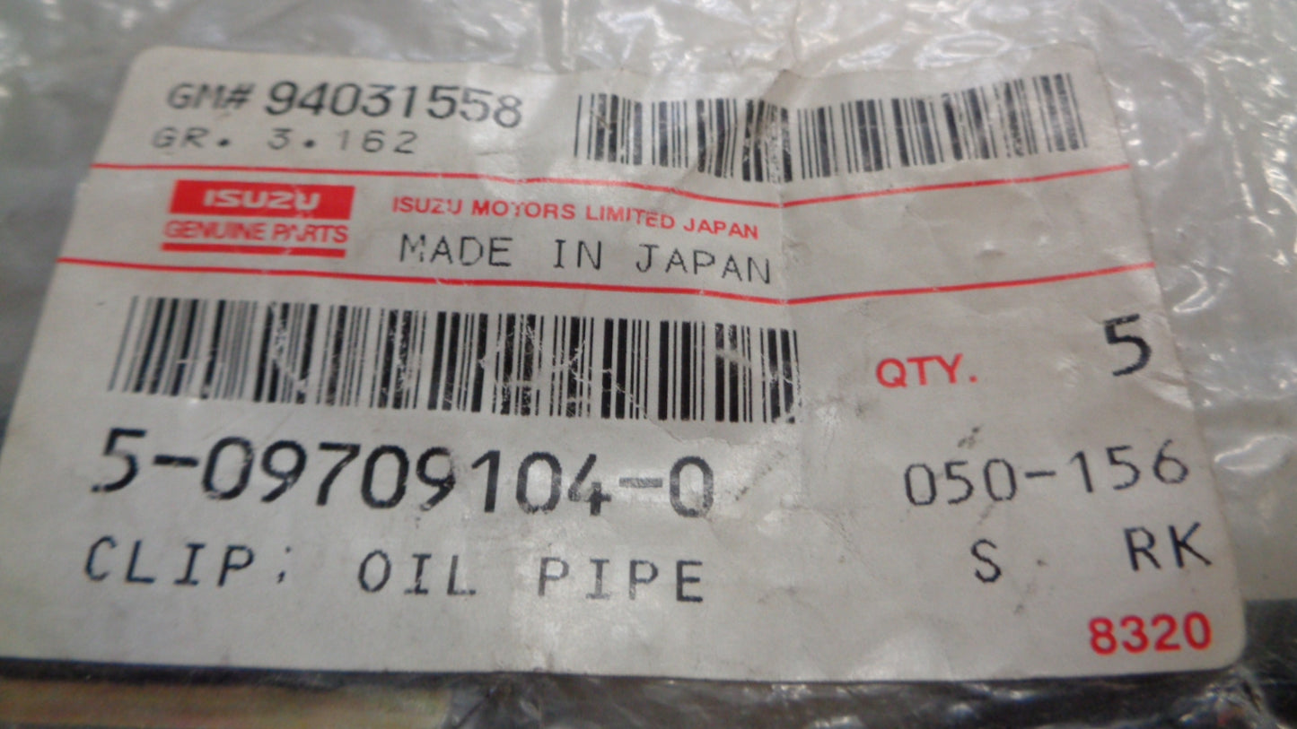Isuzu F Series Genuine Oil Pipe Clip New Part