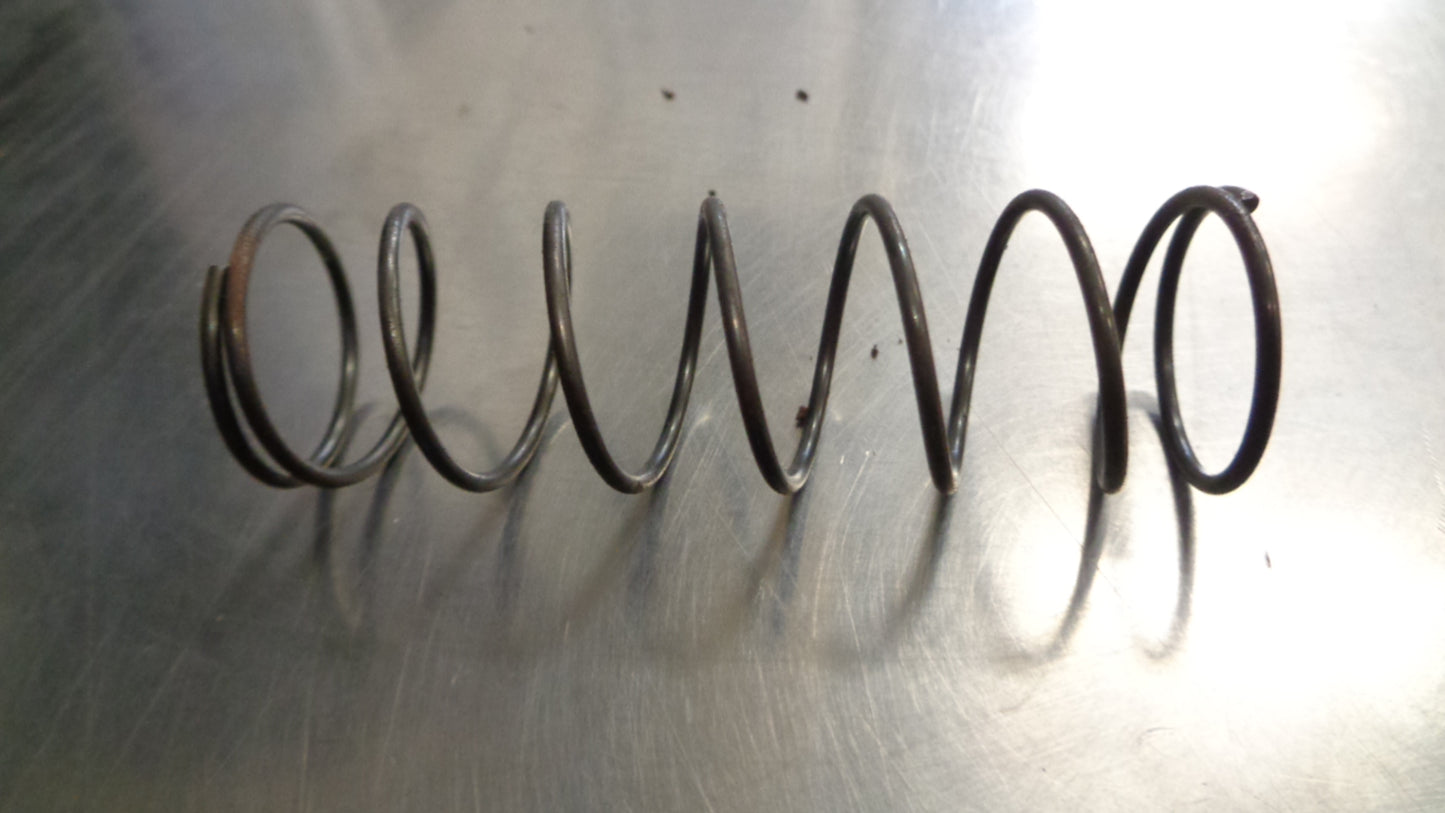 Isuzu NPR/NQR Genuine Rocker Shaft Spring New Part