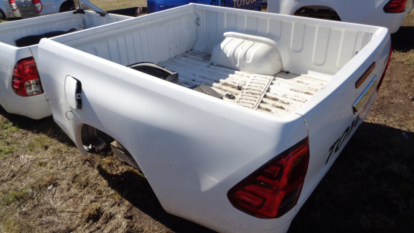 Toyota Hilux SR5 EXTRA Cab Tub White 2015 Onwards New Part