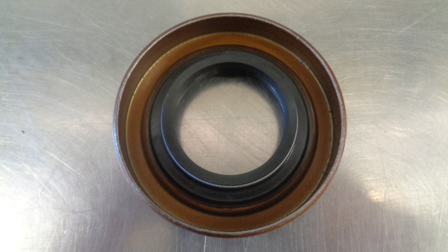 Hyundai Terracan 2.5TD Genuine Front Axle Oil Seal New Part