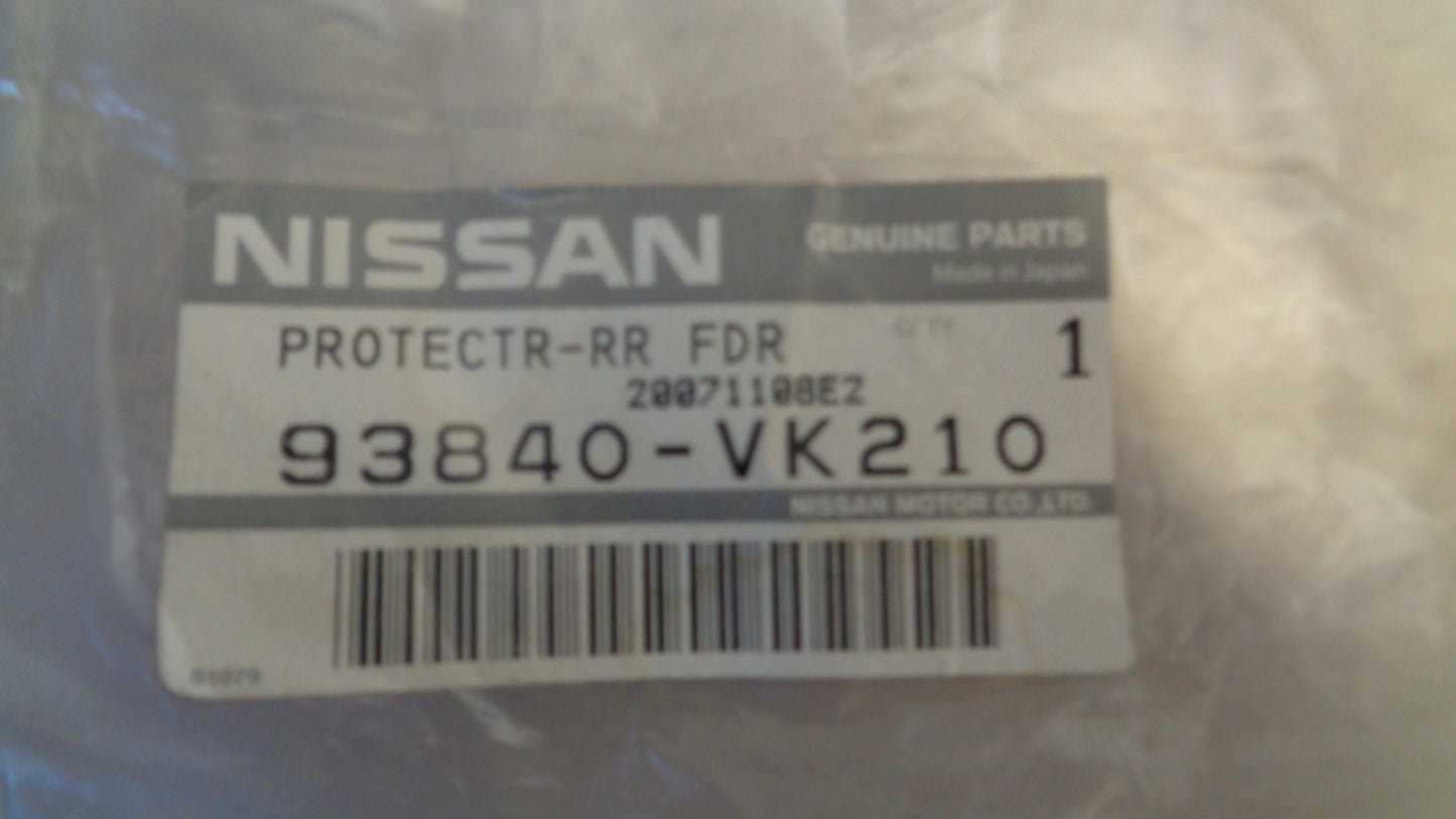 Nissan Navara D22 Dual Cab Genuine Rear Flair Seal New Part