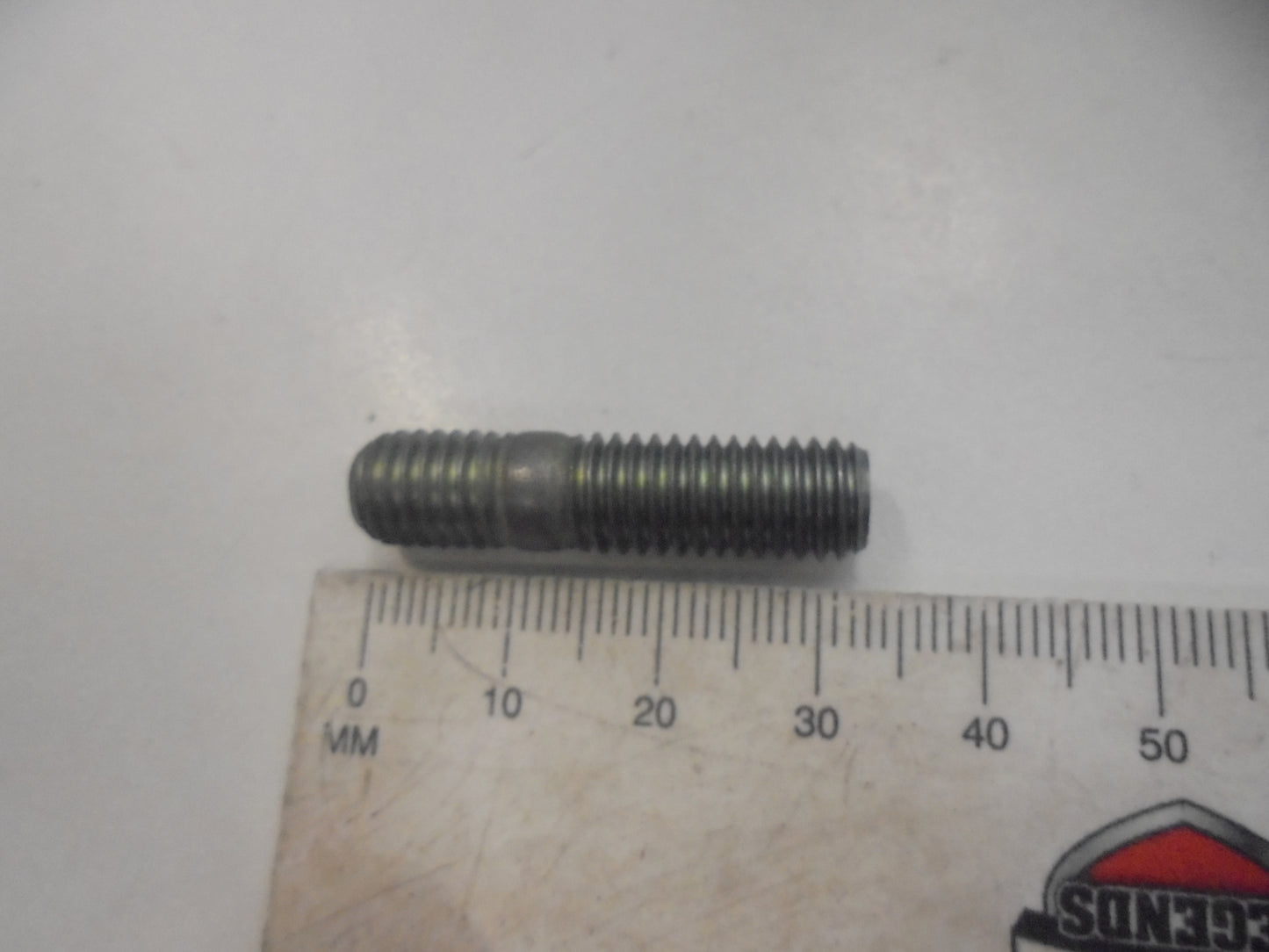 Holden Daewoo Genuine Exhaust Manifold Stud New Part