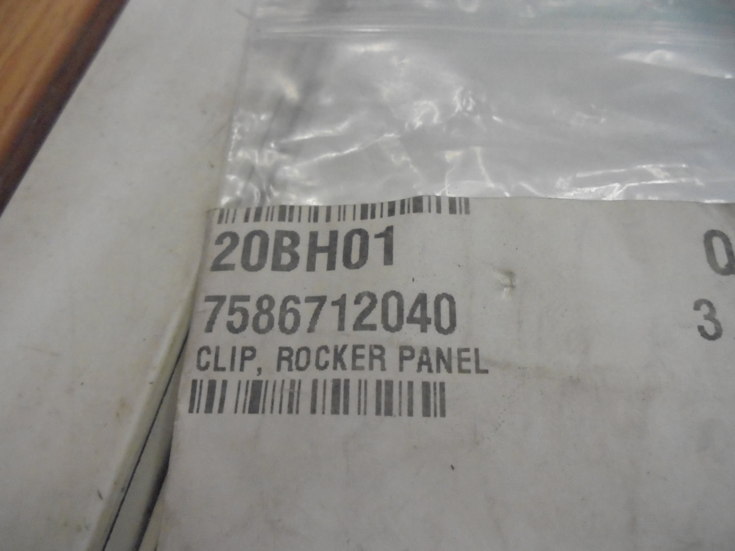 Toyota Prado-Lexus-Hiace-Corolla Genuine Radiator Air Seal Clip New Part
