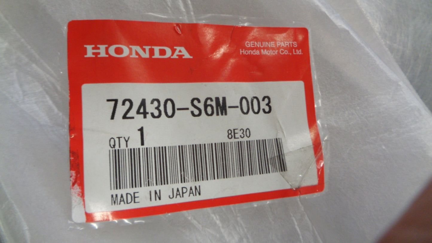 Honda Integra Genuine Right Hand Door Sash Garnish New Part
