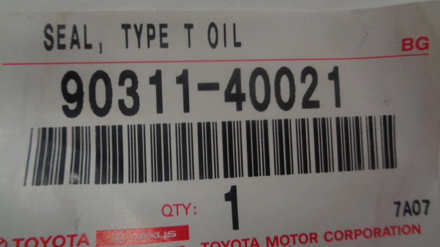 Toyota SR5 Hilux Genuine Type T Oil Seal New Part