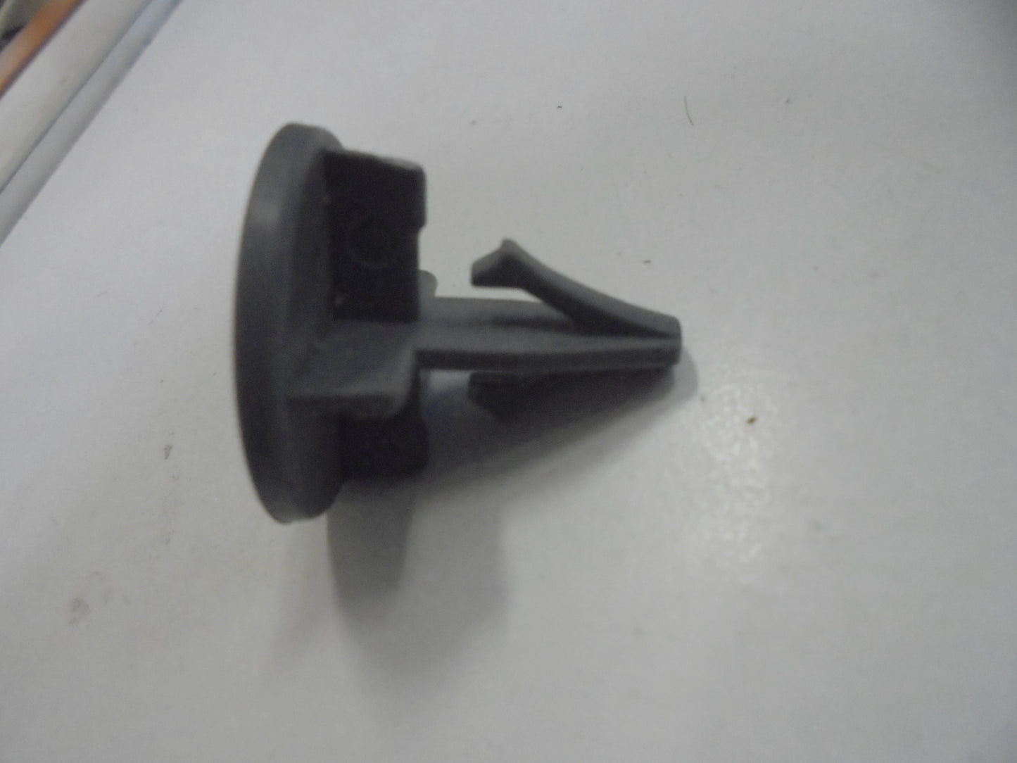 Toyota Hilux Genuine Instrument Panel Clip No.2 New Part