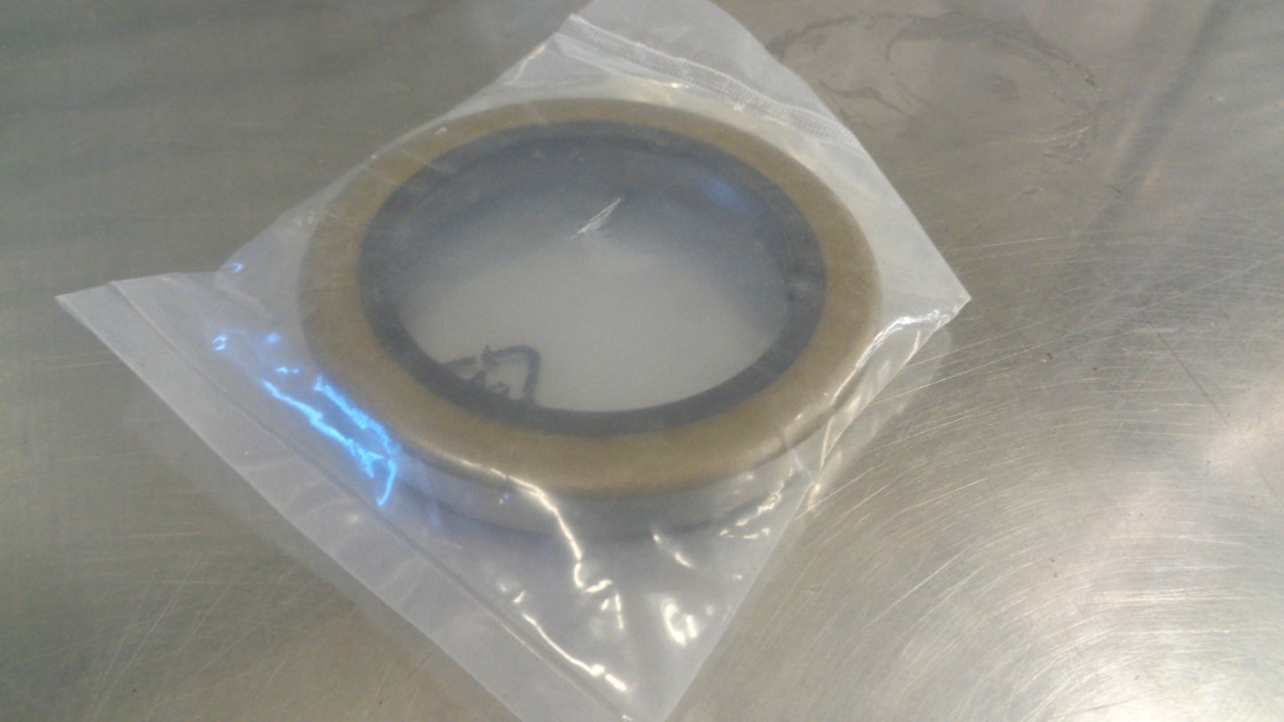 Toyota Landcruiser Genuine Oil Seal New Part