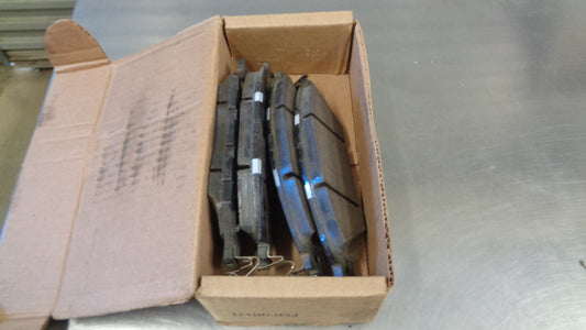 Nisssan Pathfinder Genuine Front Brake Pads New Parts