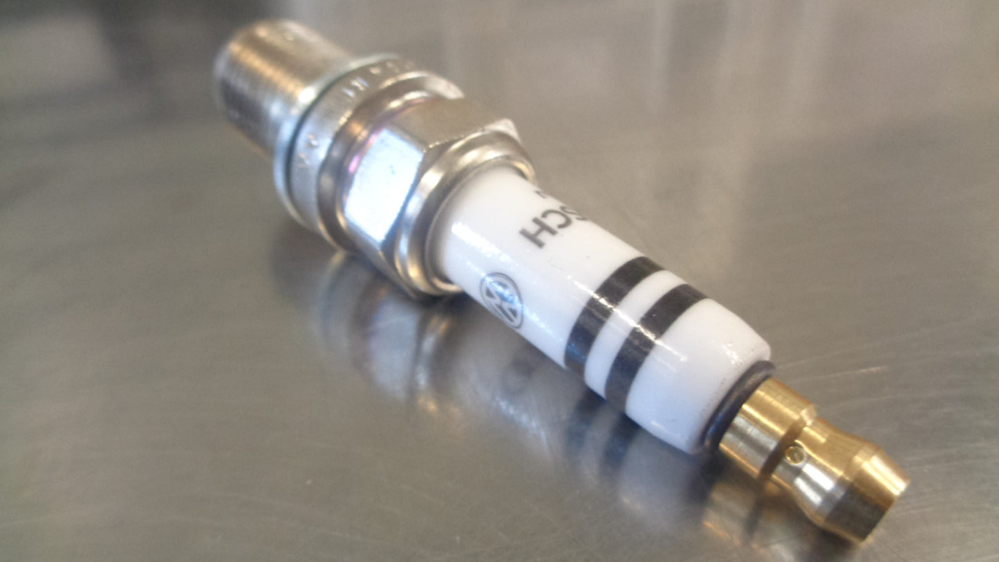 Volkswagen Golf/Jetta/Touran/Passat Genuine Spark Plug New Part