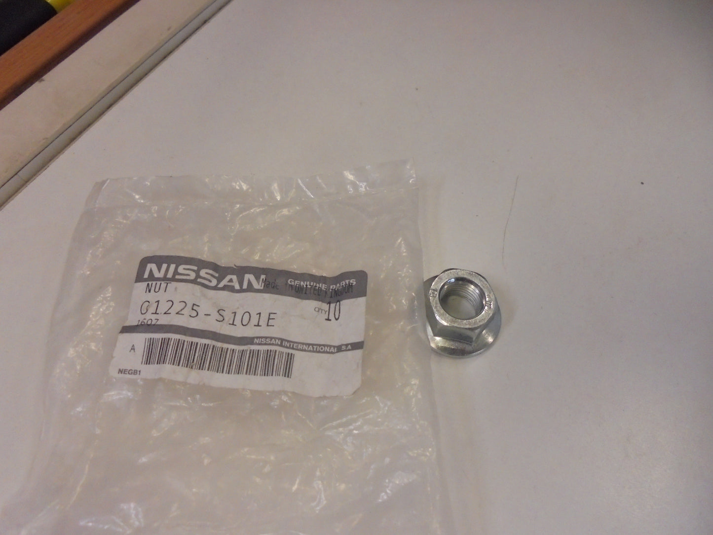 Nissan Qashqai-2 JJ10E Genuine Rear Suspension Nut New Part
