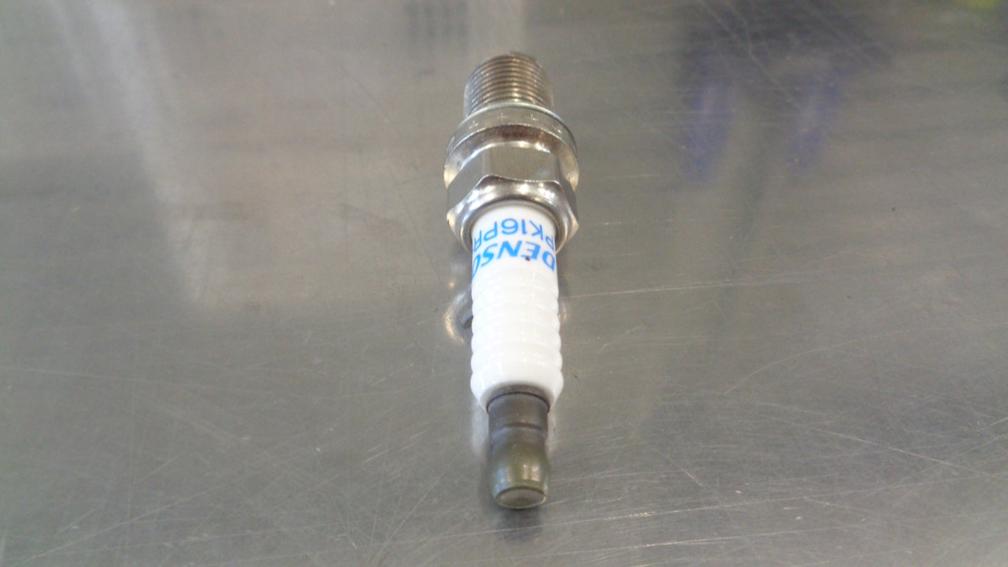 Denso Spark Plug Suits Toyota Corolla/Yaris/Echo/Prado New Part
