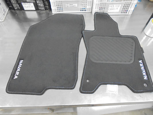 Nissan Narara D23 Dual Cab Genuine Front And Rear Carpet Mat Set Manual New Part