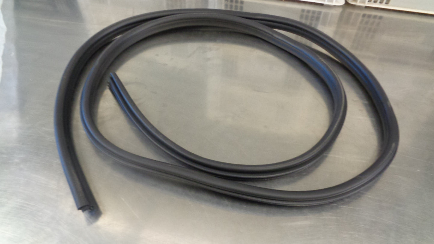 Nissan Y61 Patrol Genuine Left Hand Rear Body Door Seal New Part