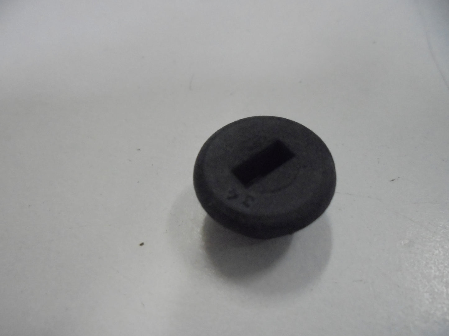 Holden VE SS-VF SS-Caprice Genuine Rear Brake Adjuster Access Hole New Part