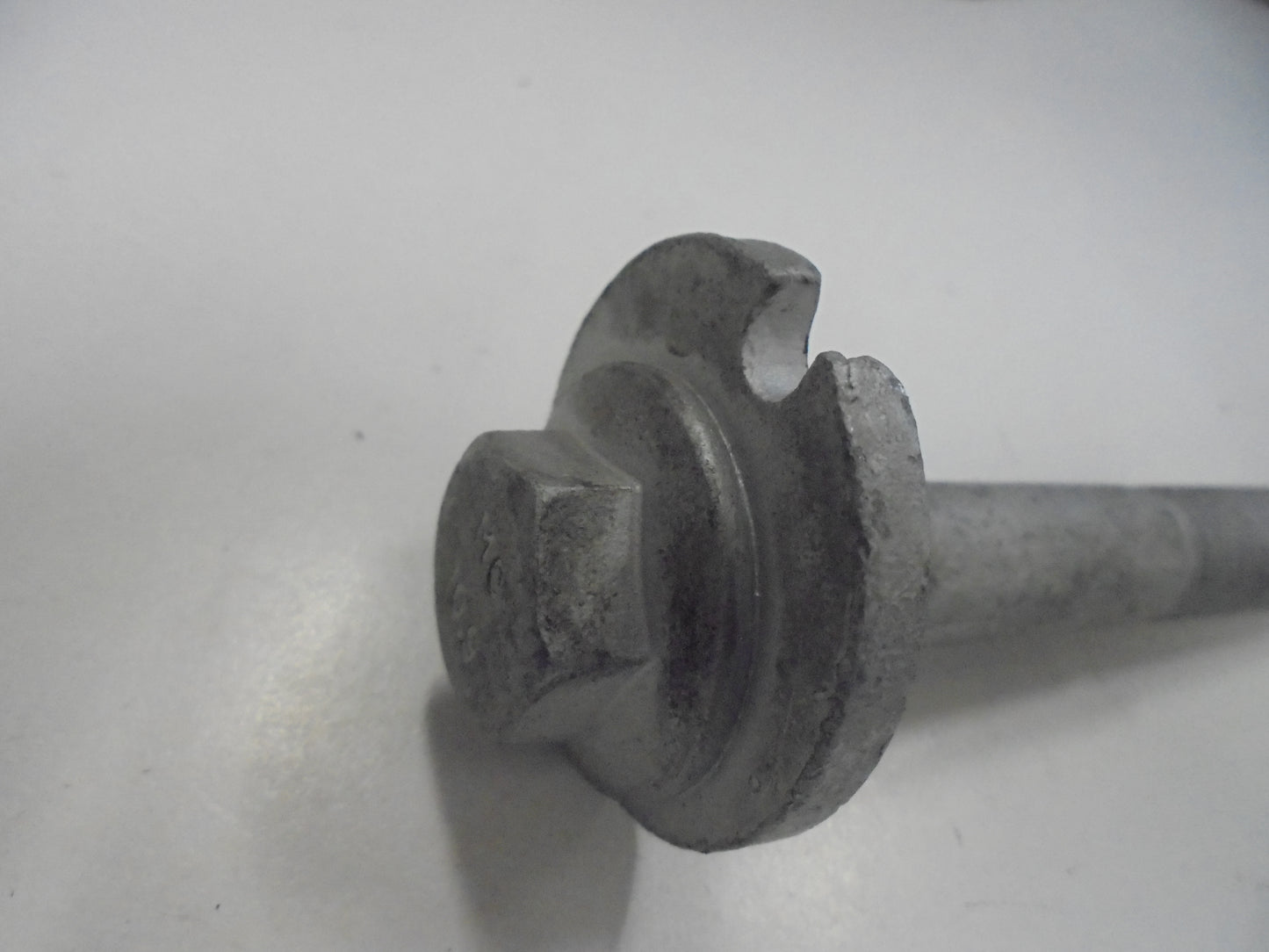 Holden VE-VF SS-SSV Genuine Rear Suspension Adjust Link Bolt New Part