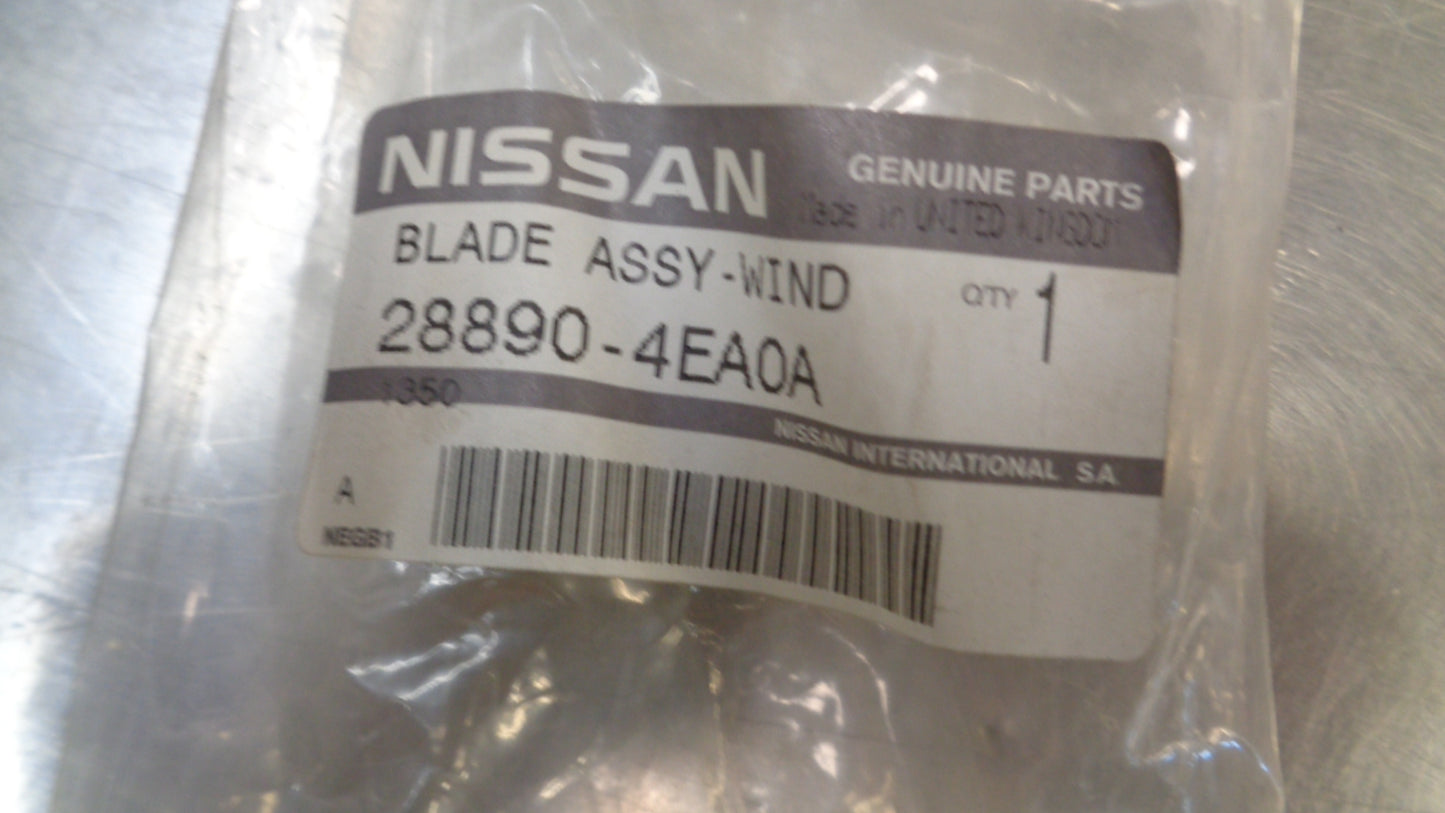 Nissan Qashqai Genuine Front Windscreen Wiper Blade Assembly New Part
