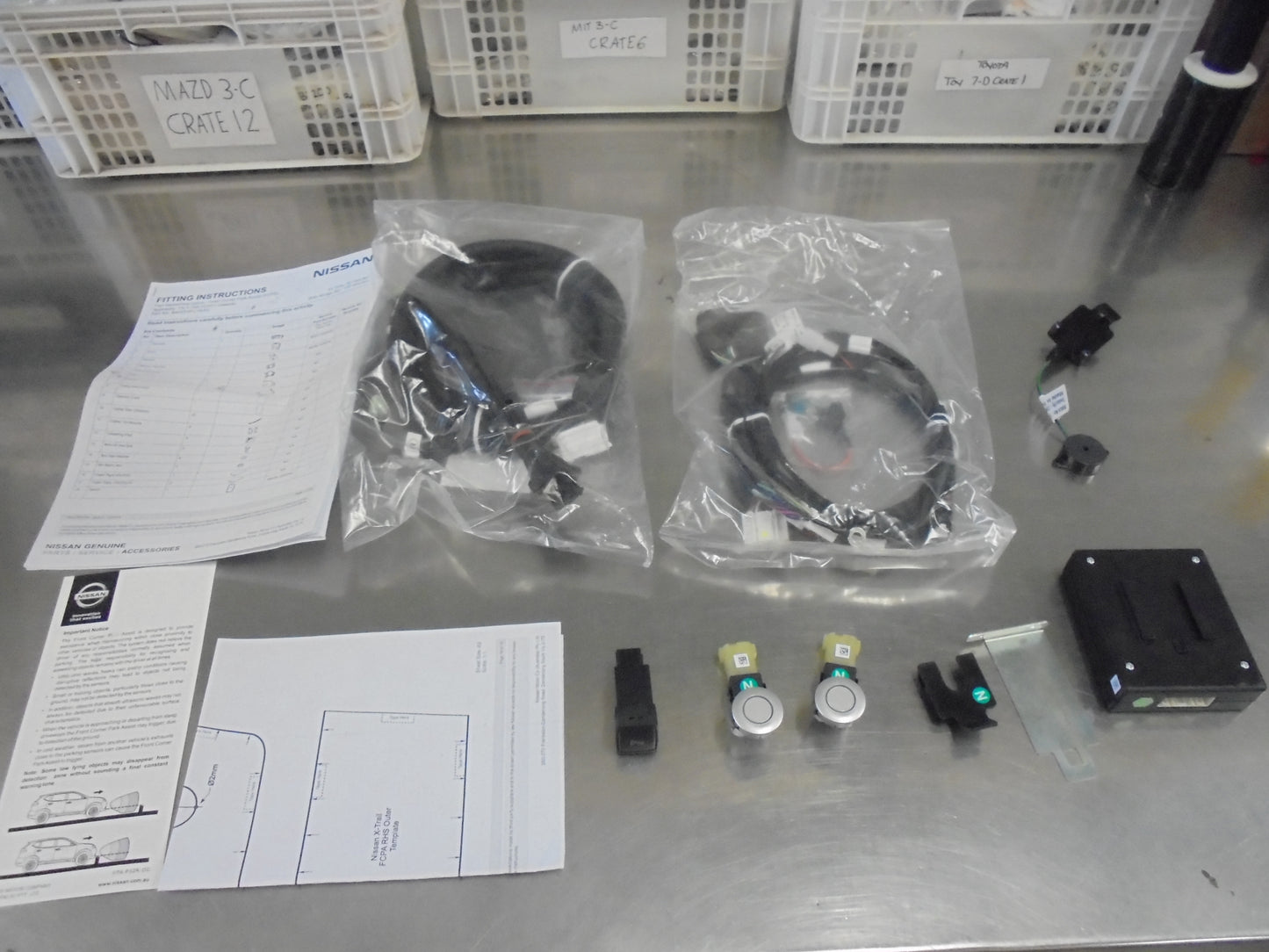 Nissan X-Trail T32 Genuine Front Corner Parking Sensors Kit New Part