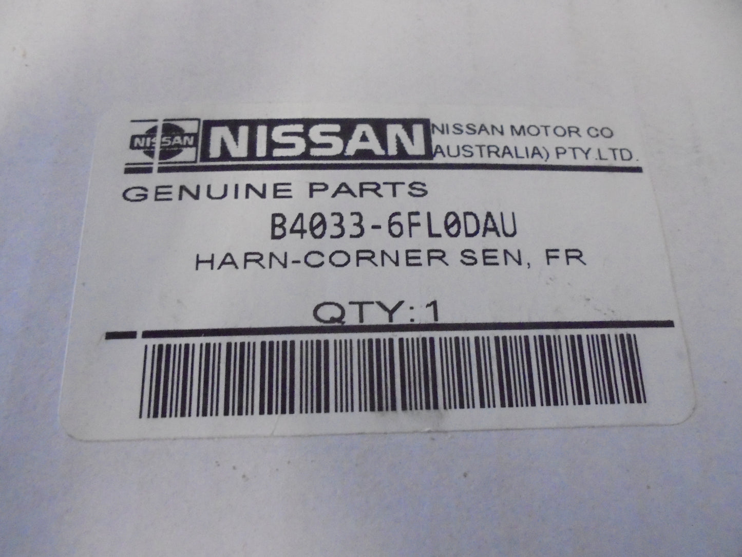 Nissan X-Trail T32 Genuine Front Corner Parking Sensors Kit New Part