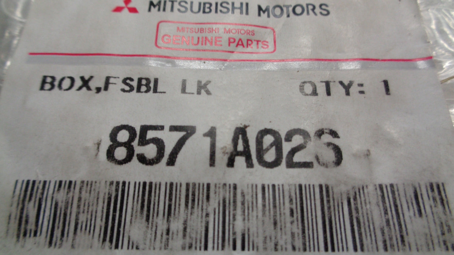 Mitsubishi Triton Genuine Fusible Link Box New Part