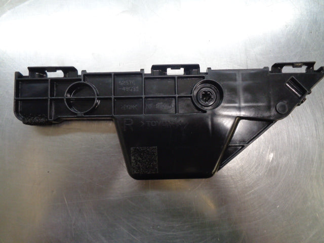 Toyota Kluger Genuine Right Hand Rear Bumper Retainer New Part