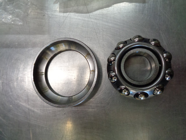 Toyota Hilux/Lancruiser Genuine Worm Steering Bearing New Part