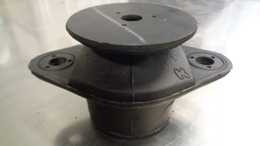 Toyota Hilux Genuine Upper Cab Mount Cushion No.3 New Part