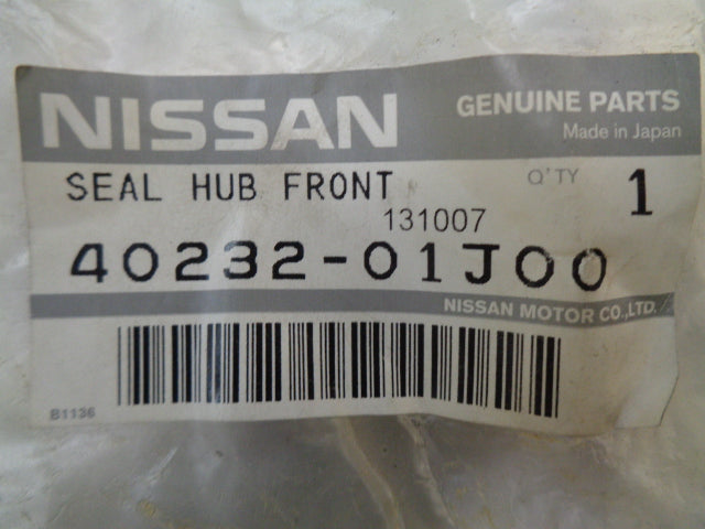 Nissan Y61 Gu Patrol Genuine Front Hub Seal New Part