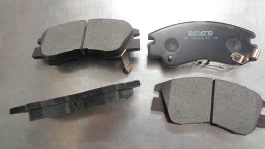 Mitsubishi TRITON PAJERO Genuine Front Brake Pads New Part