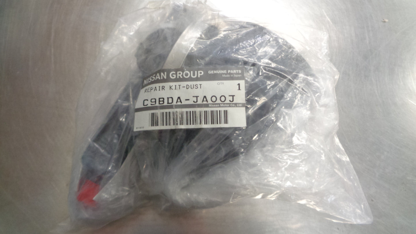 Nissan Qashqai/X-Trail/Altima/Sentra/370Z/Juke/Skyline Genuine CV Dust Boot Repair Kit New Part