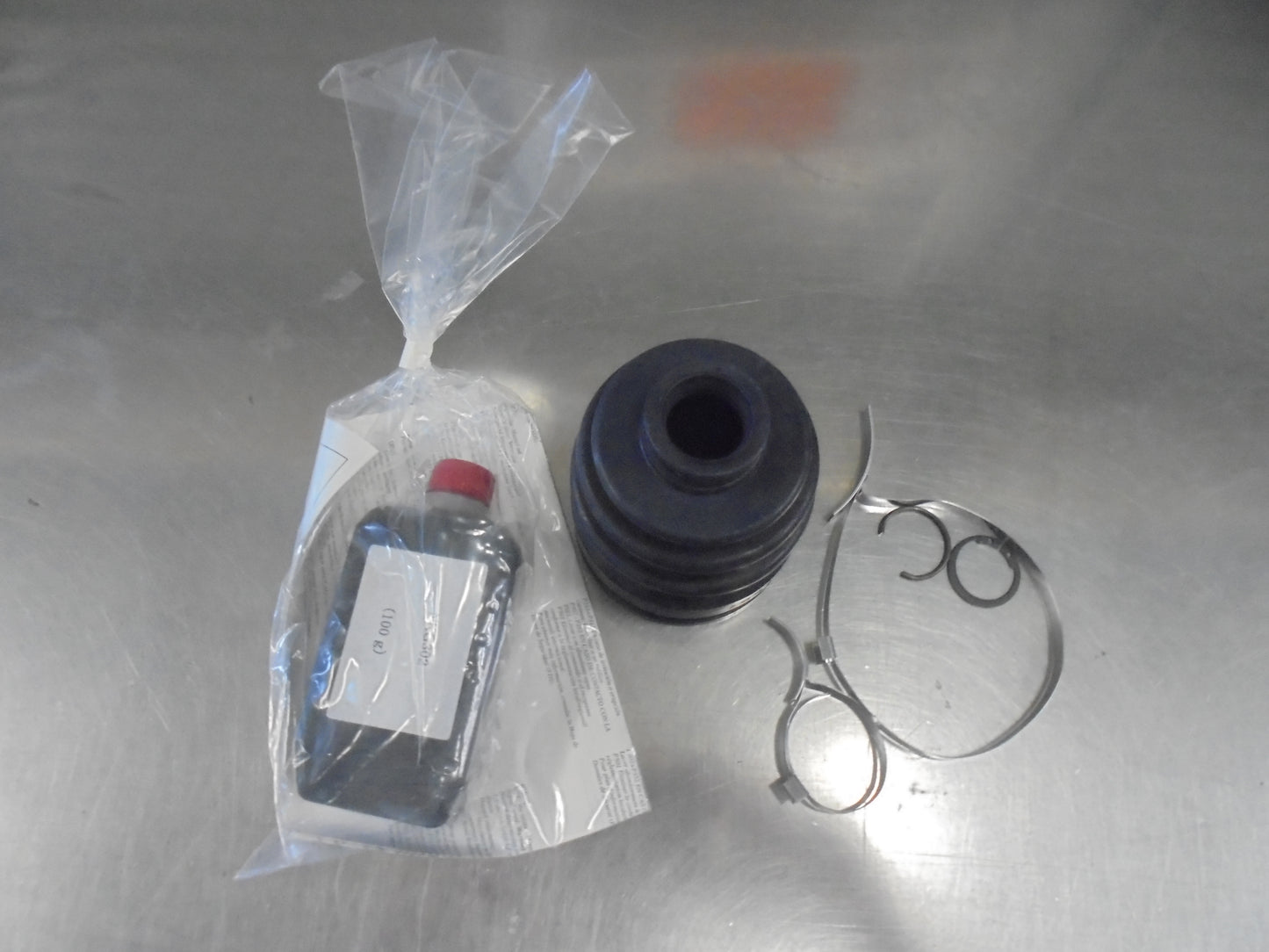 Suzuki Swift Genuine CV Boot Set Diff Side New Part