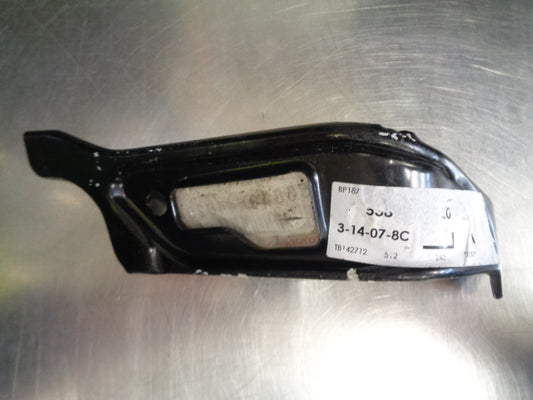 Toyota Avensis Verso Genuine Front Right Hand Side Bumper/Fender Bracket New Part