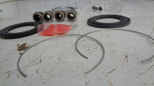 Toyota Hiace / Dyna Genuine Cylinder Kit New Part