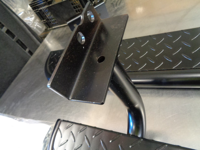 Land Rover Defender 90 Short Side Step Pair New Part