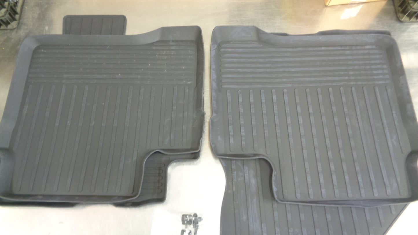 Suzuki Swift Genuine Rubber Floor Mat Set New Part