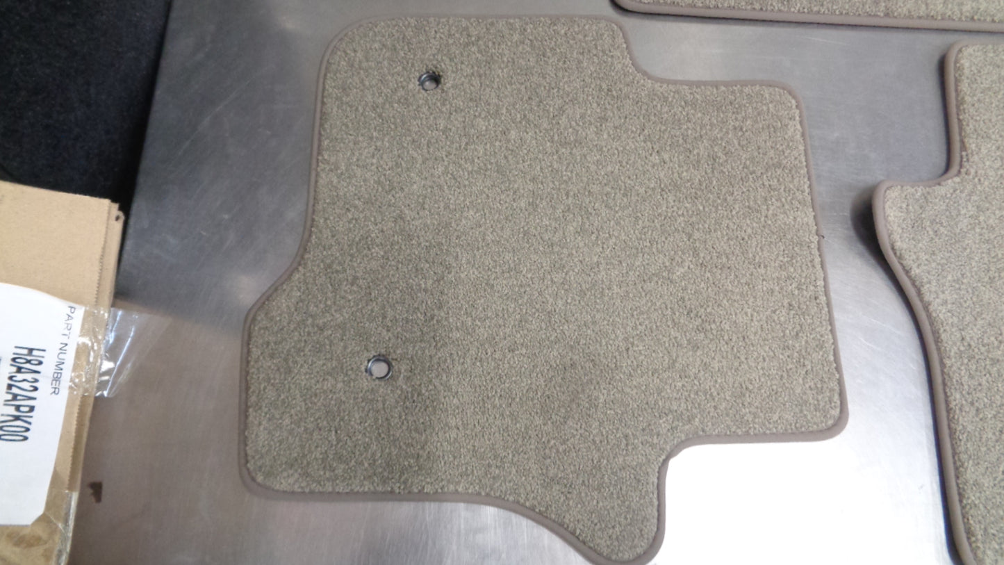 Land Rover Discovery Genuine Premium Carpet Mat Set New Part