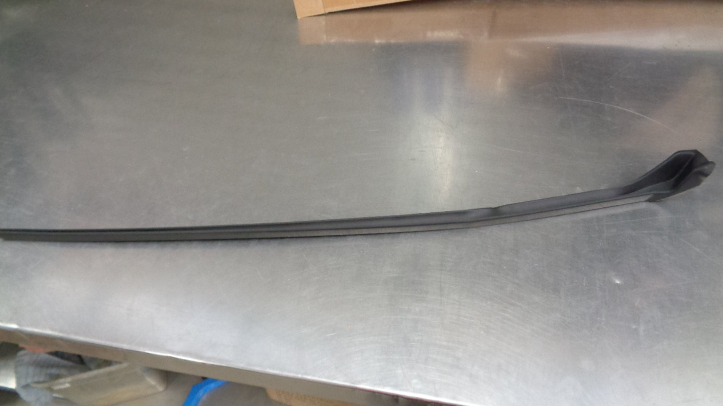 Land Rover Discovery Spore Genuine Pillar Moulding New Part