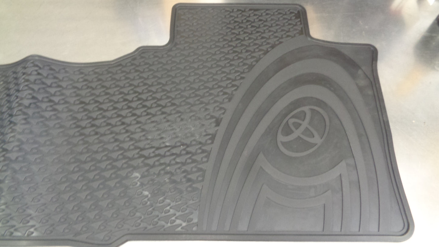 Toyota Camry Genuine Rubber Rear Mat Set New Part