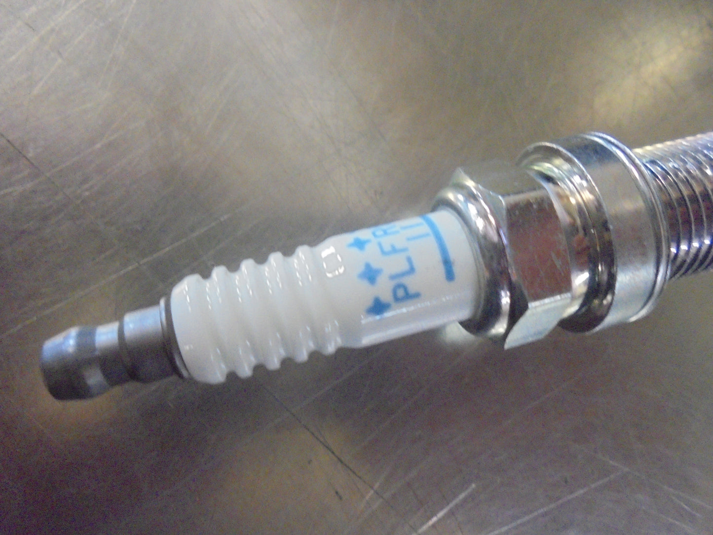 NGK Spark Plug Suits Nissan Pathfinder-Navara-Subaru-Outback-Liberty-Tribeca New Part