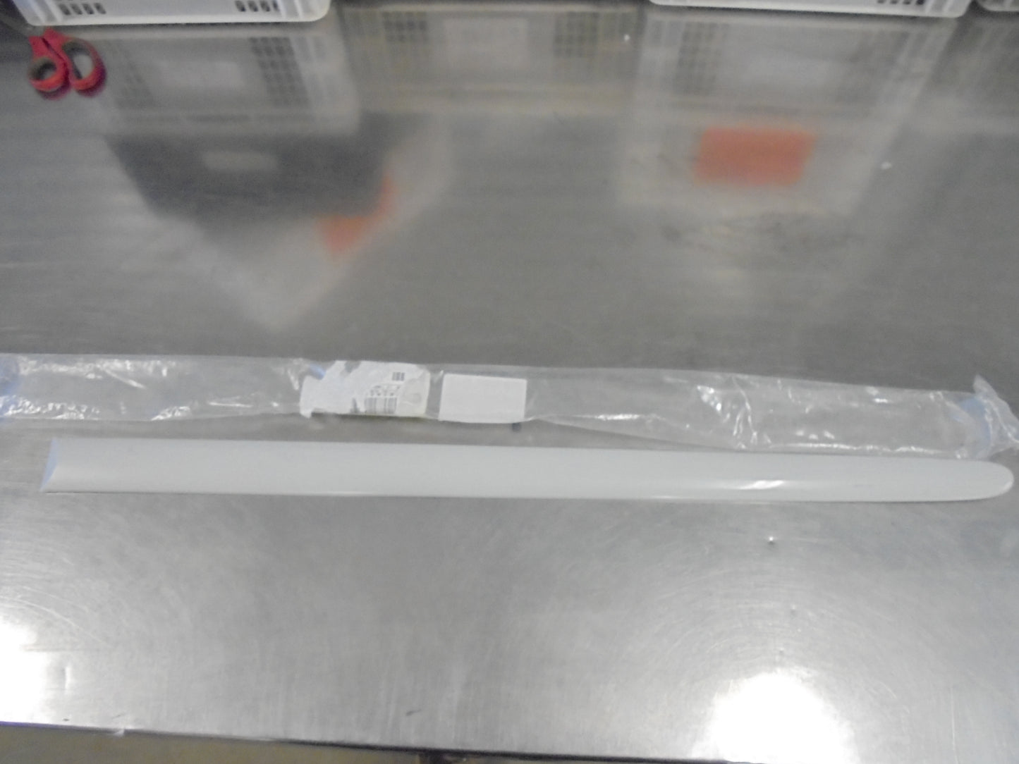 Holden Commodore VX Genuine Left Hand Rear Door Moulding New Part