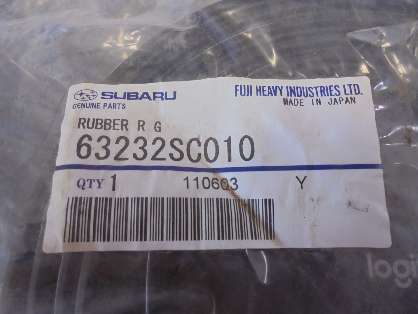 Subaru Forester Genuine Tail Gate Seal New Part