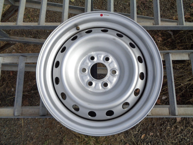 Nissan Navara NP300 RX Genuine Steel Rim Set of 5 Used Part