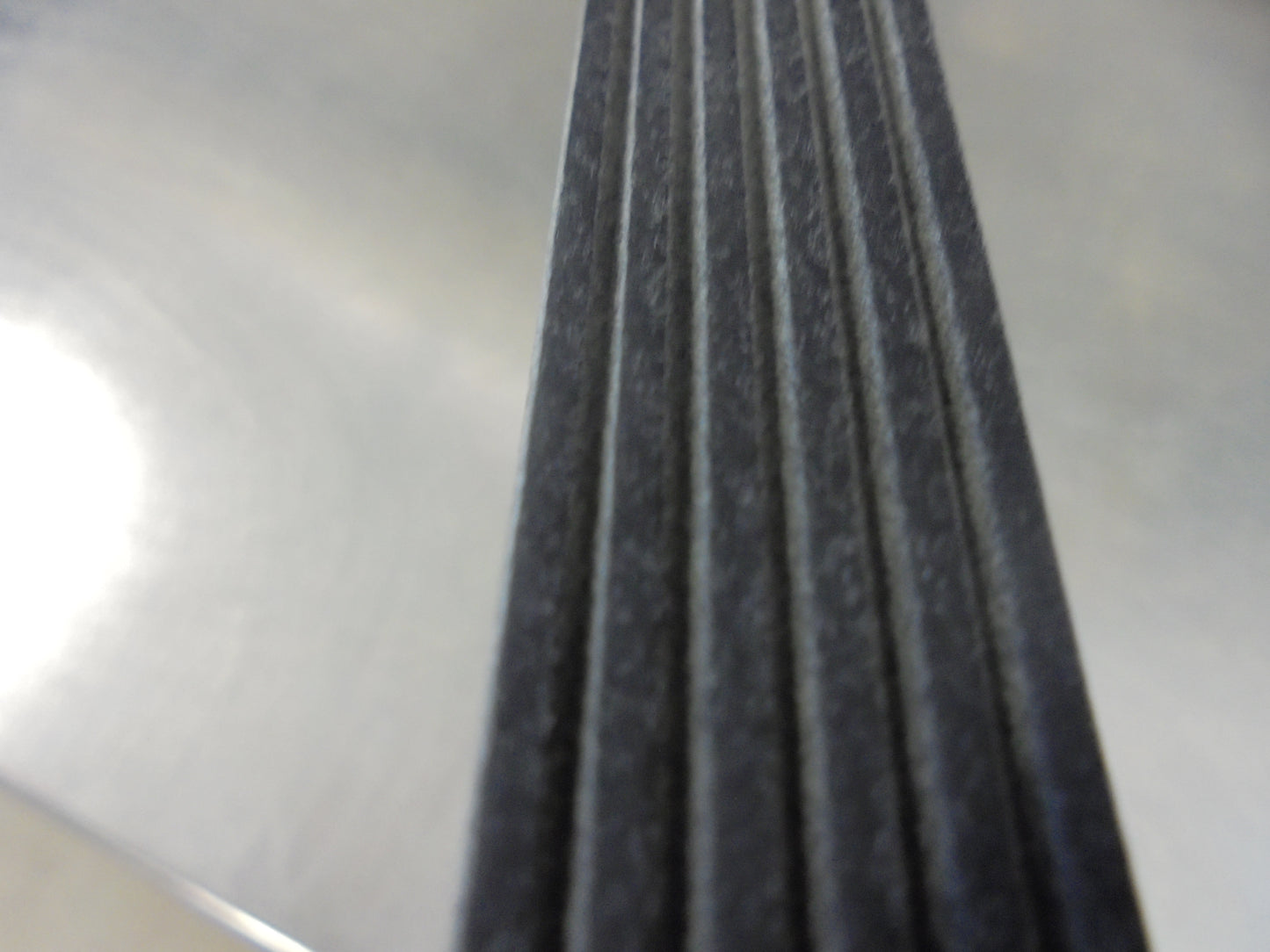 Land Rover Freelander LR2 3.2Ltr Genuine Serpentine Drive Belt New Part