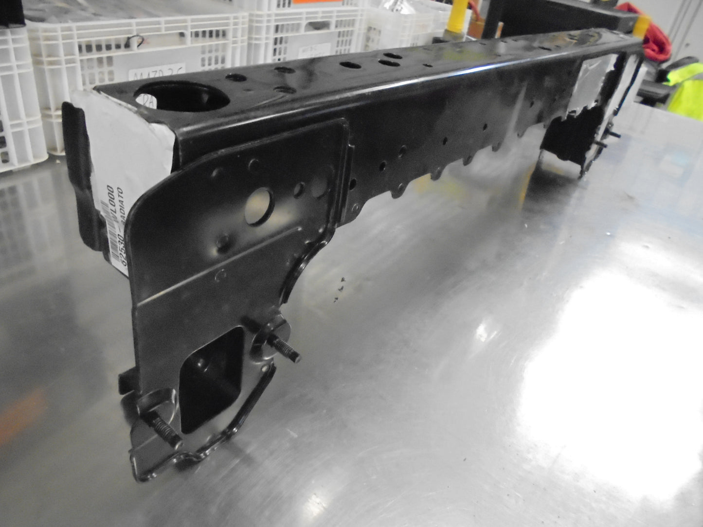 Nissan Elgrand Genuine Front Lower Radiator Support Panel New Part