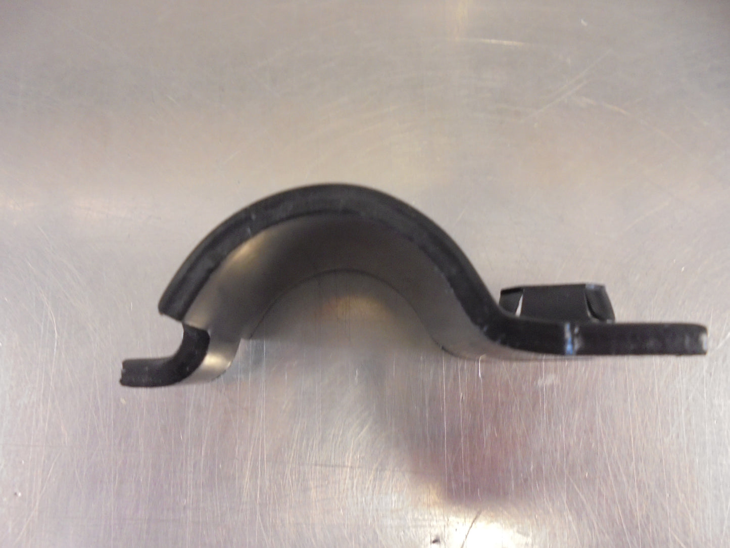 Nissan Pathfinder Genuine Front Sway Bar Bracket New Part