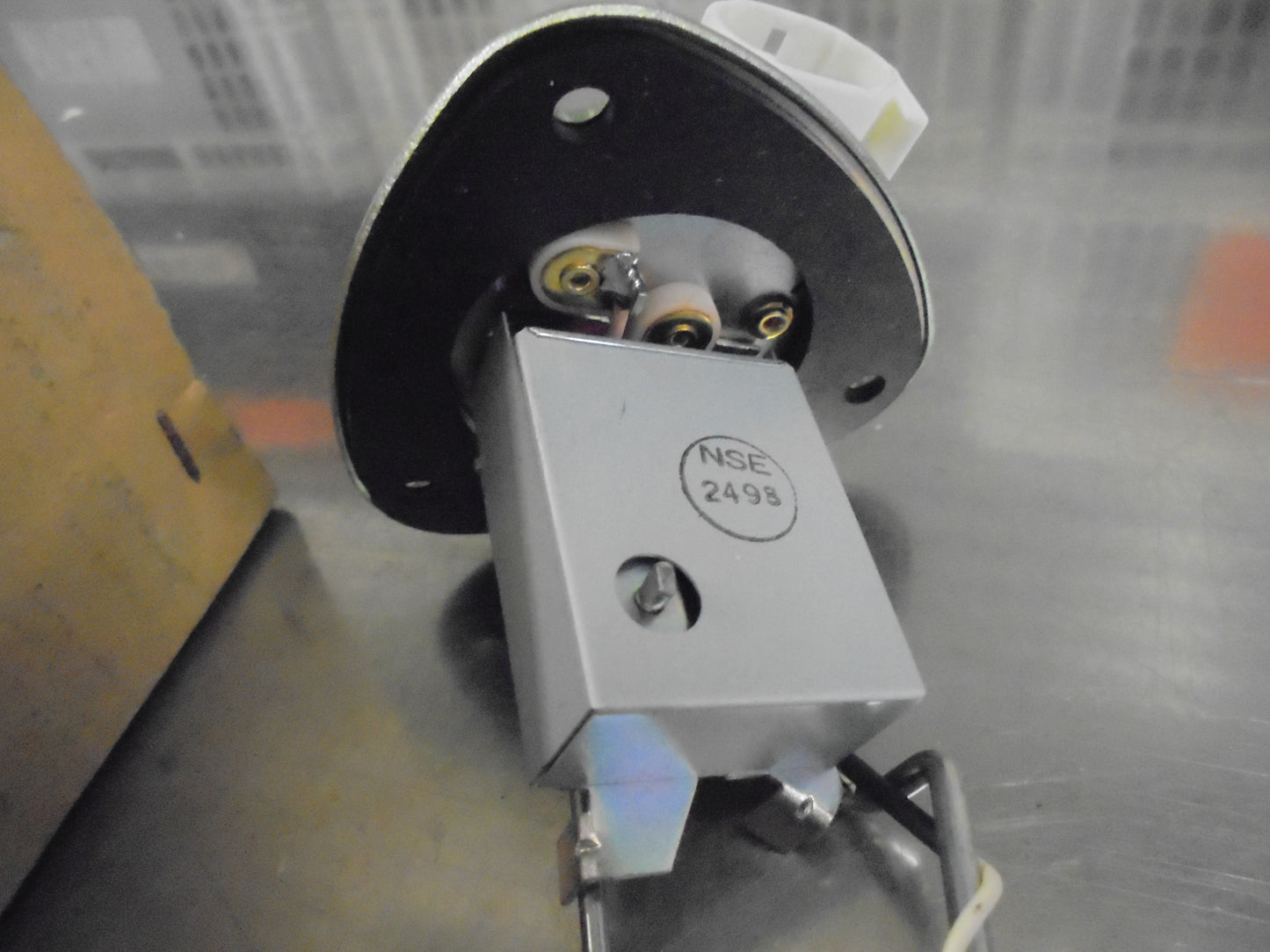 Mitsubishi Triton Genuine Fuel Tank Gauge Sender Unit New Part