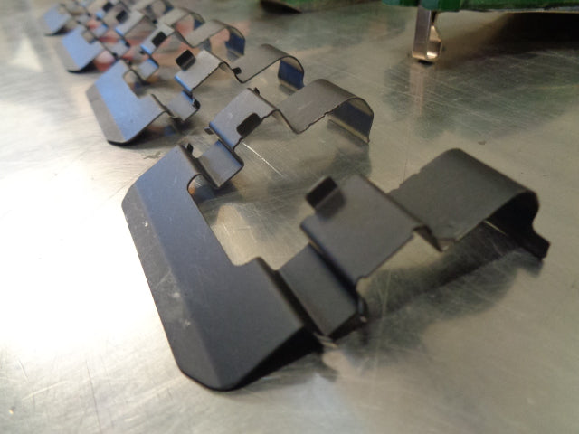 Kia Rio / Hyundai Accent Genuine Front Brake Pad Set New Part