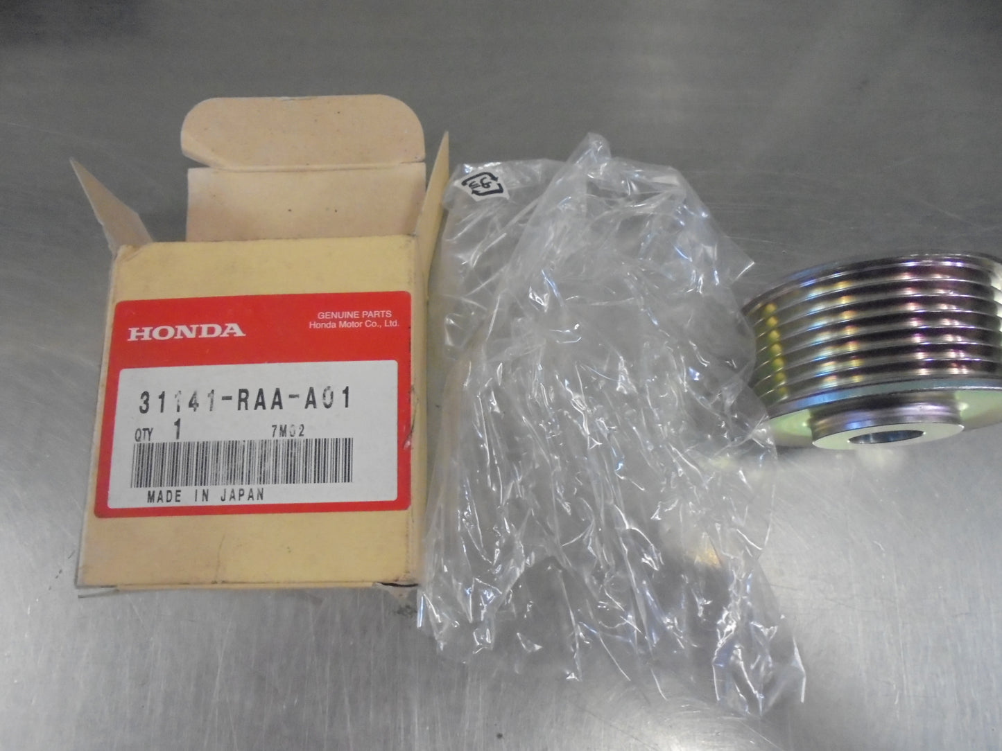 Honda Accord/CR-V/Civic Genuine Alternator Pulley New Part