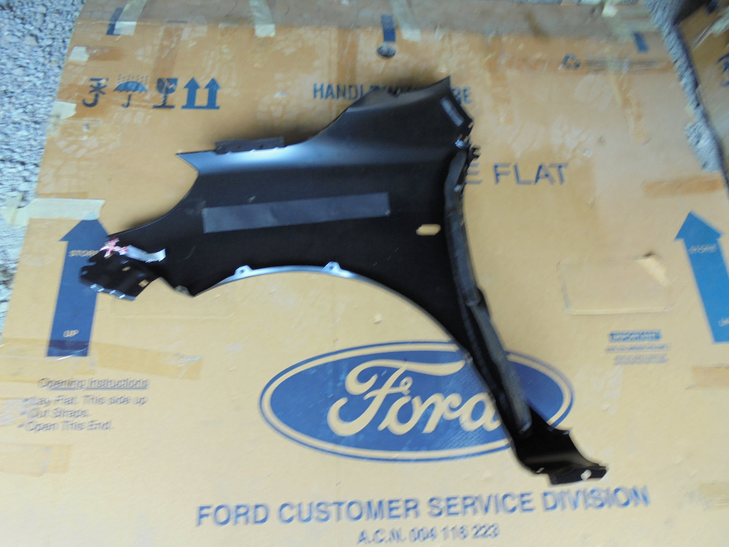 Nissan Pulsar N17 Genuine Right hand Front Guard New Part