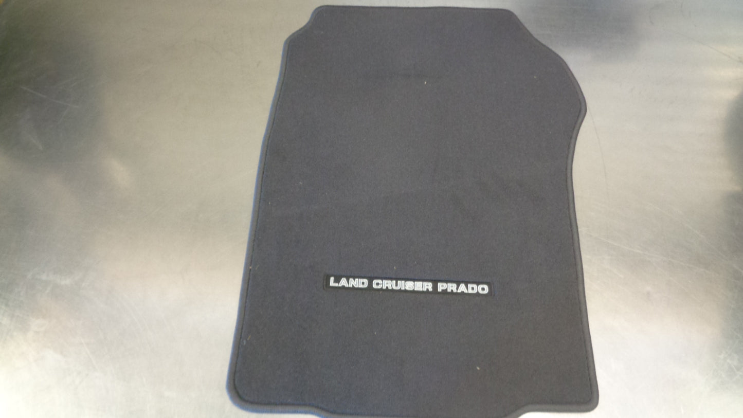 Toyota Prado GX/GXL Altitude SE Manual Genuine Front Mat Set New Part