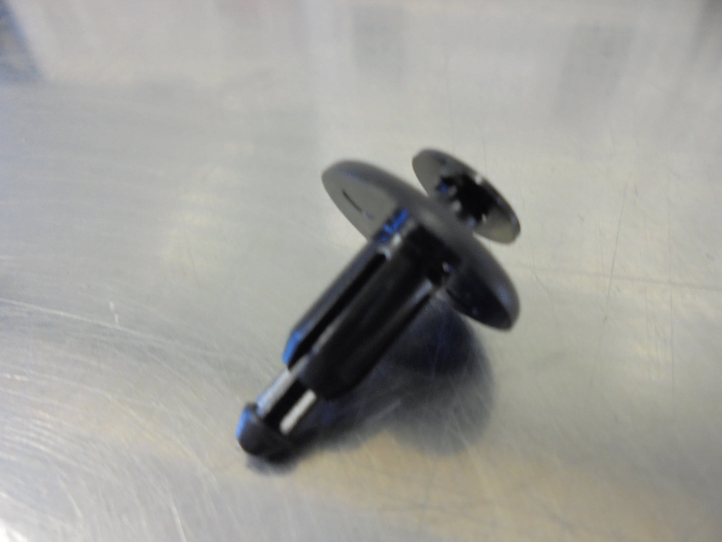 Subaru Genuine Rear Tail Light Clip New Part